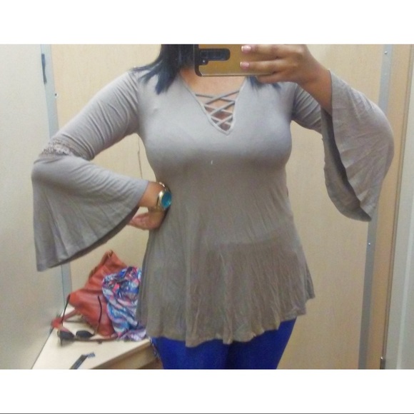 ROOMMATES Long Bell Sleeve Lace-Up Loose Top - Picture 1 of 4